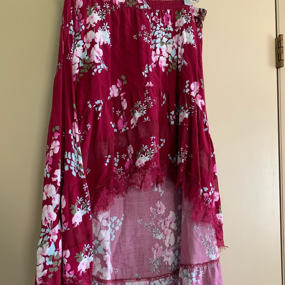 Magenta floral hi-low maxi skirt